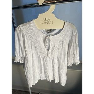 Lucky  Brand Women’s Short Sleeve Lace Top size M